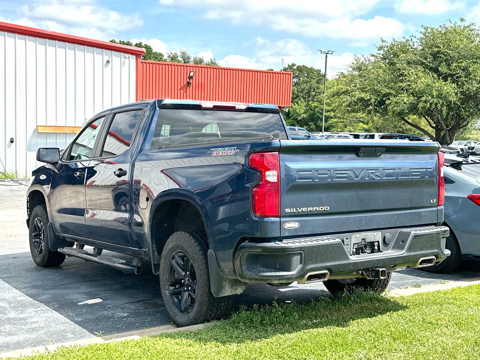 Thumbnail: 2022 Chevrolet Silverado 1500 - 3
