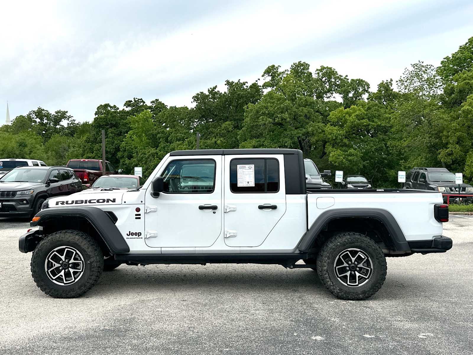 Thumbnail: 2024 Jeep Gladiator - 12
