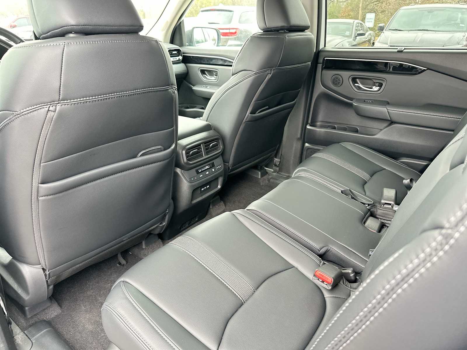 Thumbnail: 2024 Honda Pilot - 24