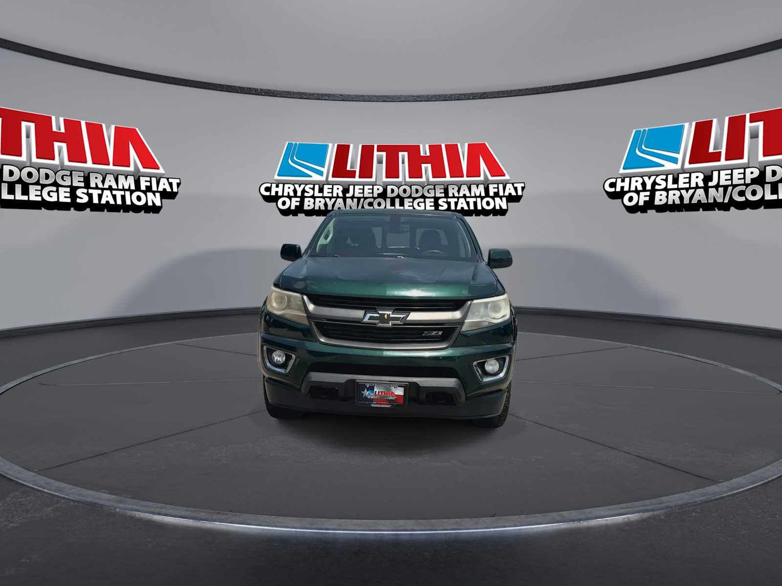 Thumbnail: 2016 Chevrolet Colorado - 3