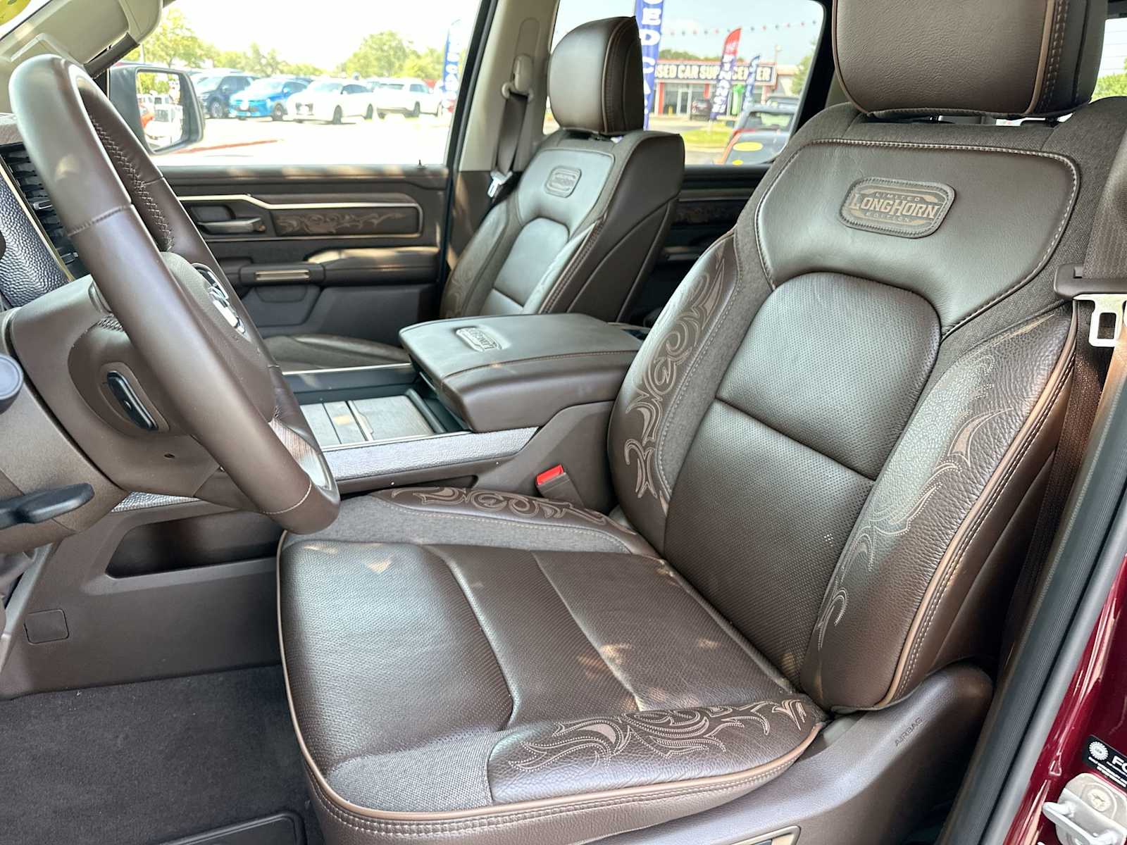 Thumbnail: 2025 RAM 1500 - 17
