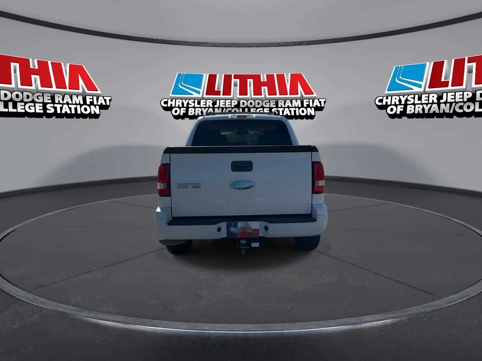 Thumbnail: 2007 Ford Explorer Sport Trac - 7