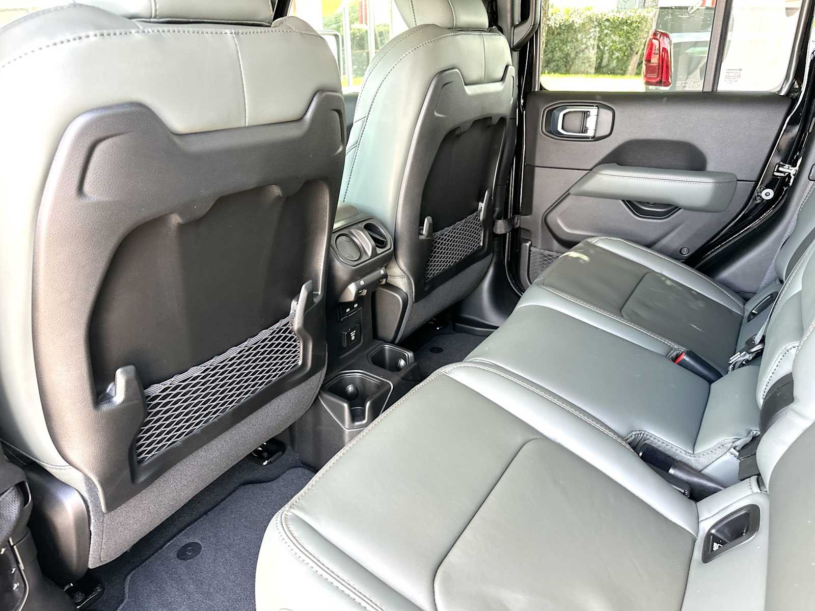 Thumbnail: 2026 Jeep Gladiator - 24