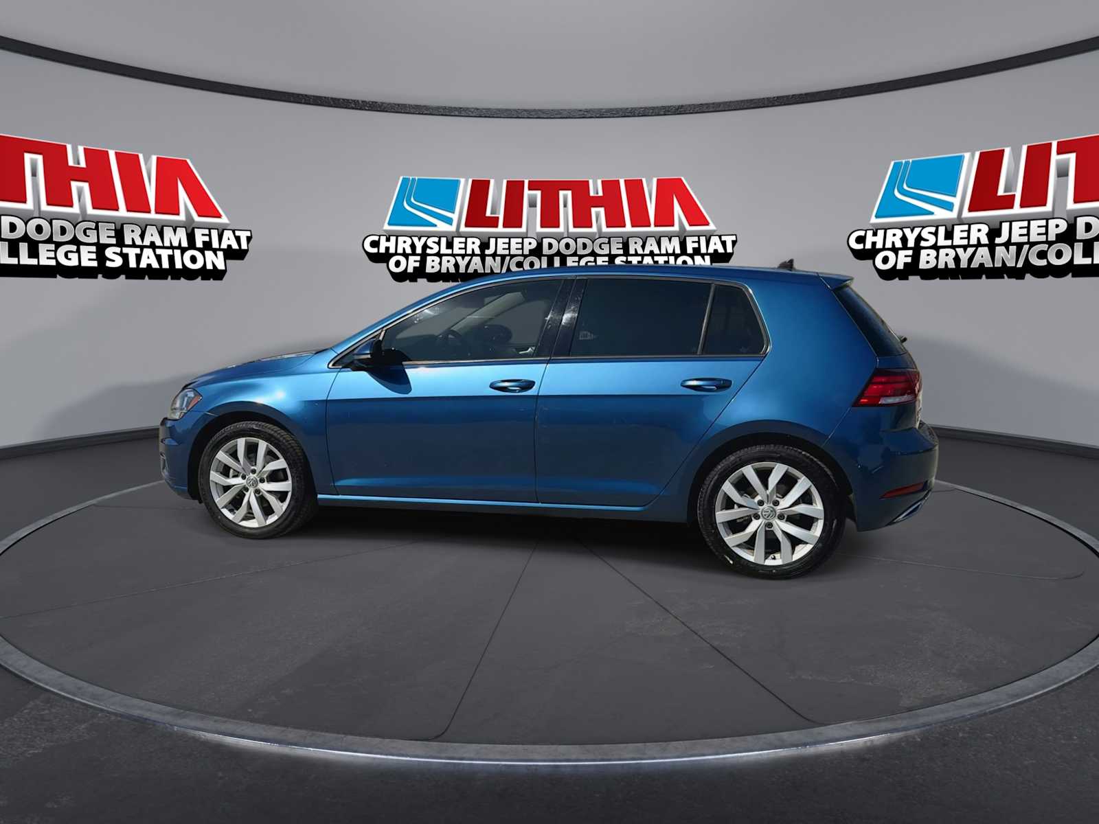 Thumbnail: 2019 Volkswagen Golf - 5