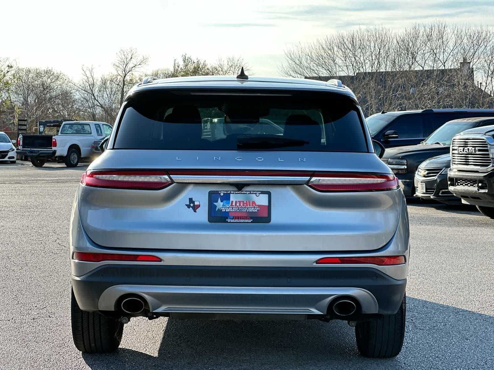 Thumbnail: 2023 Lincoln Corsair - 14