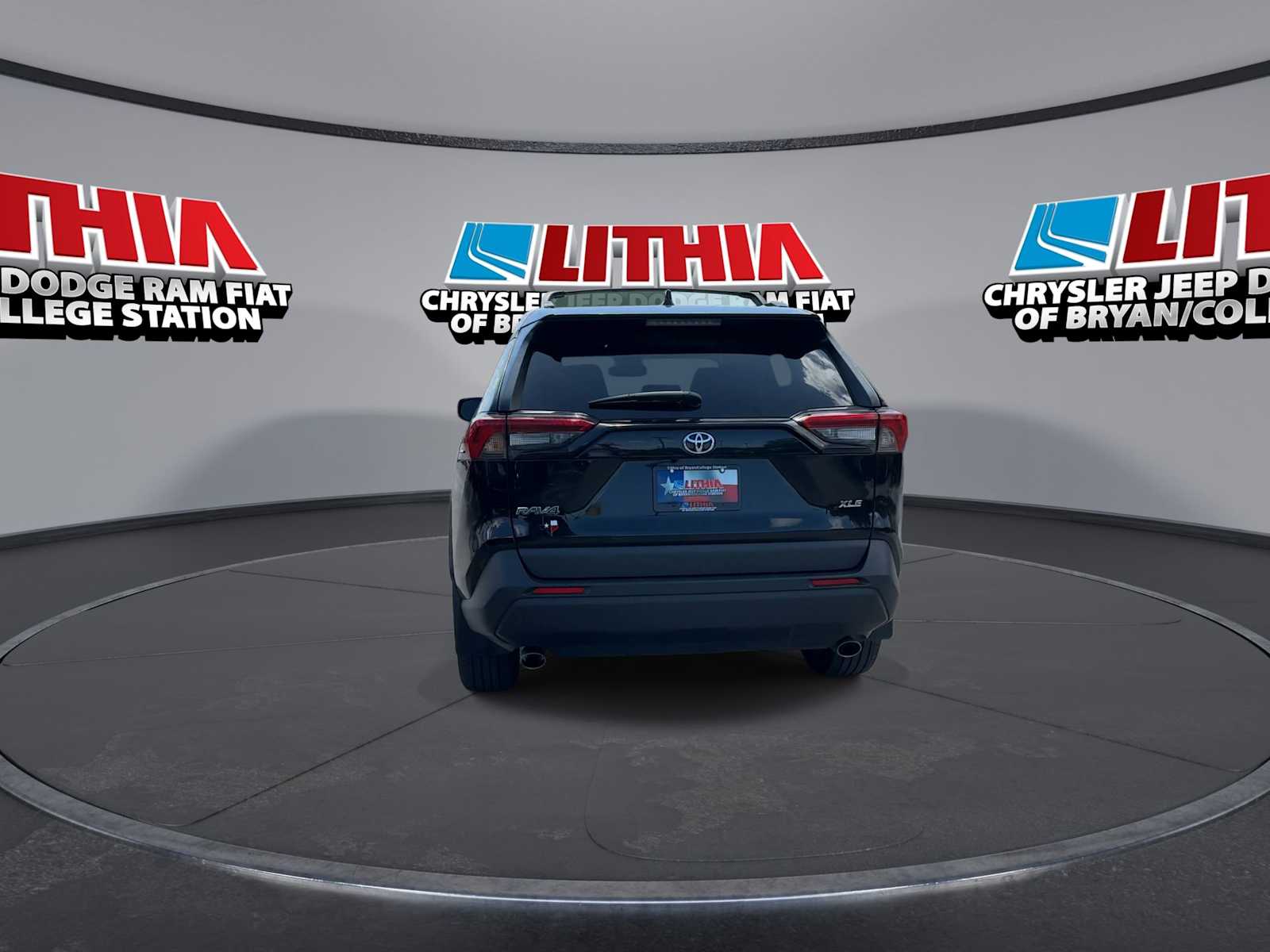 Thumbnail: 2023 Toyota RAV4 - 7