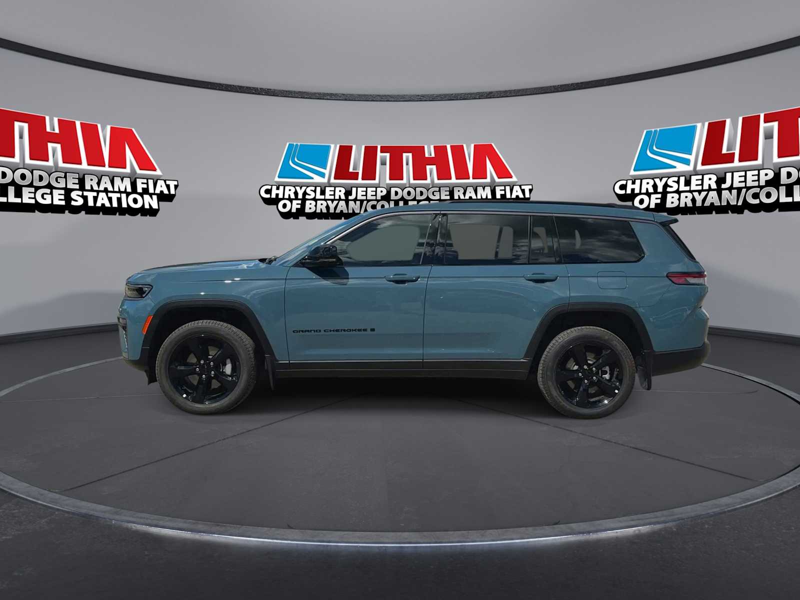 Thumbnail: 2026 Jeep Grand Cherokee - 5
