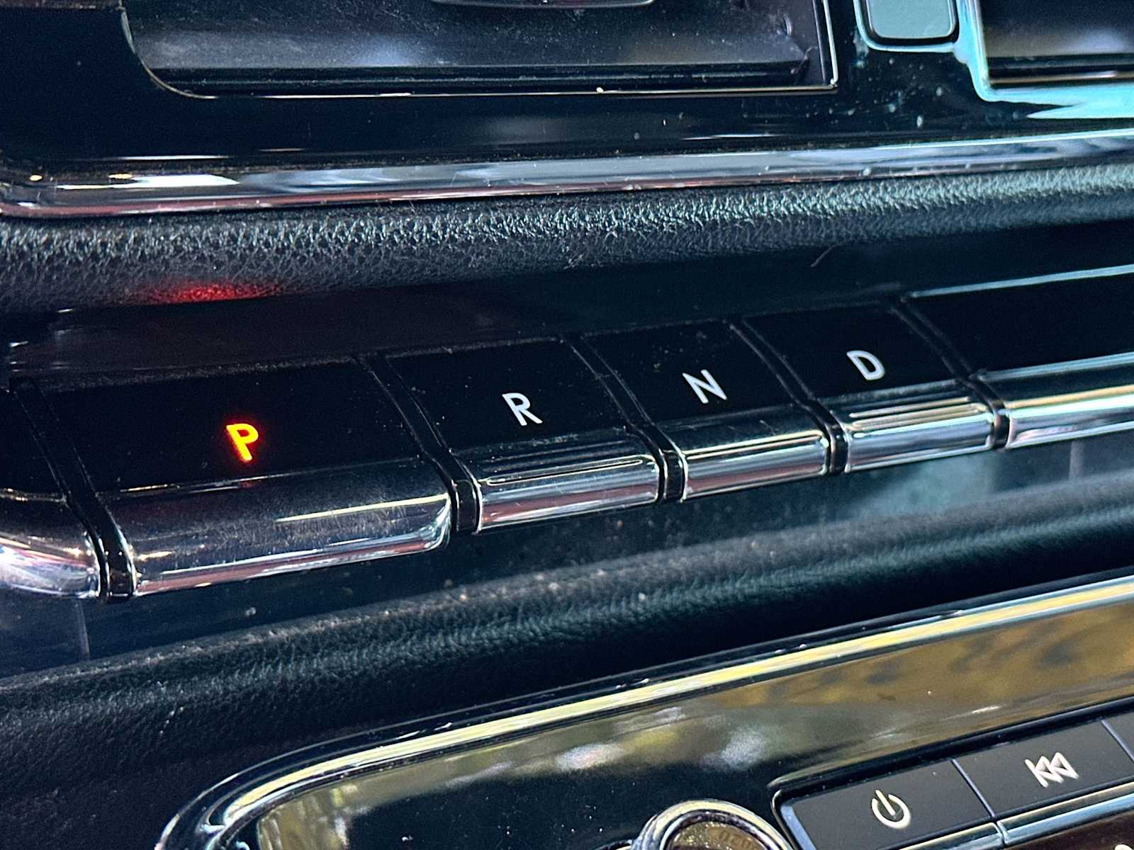 Thumbnail: 2020 Lincoln Navigator L - 21