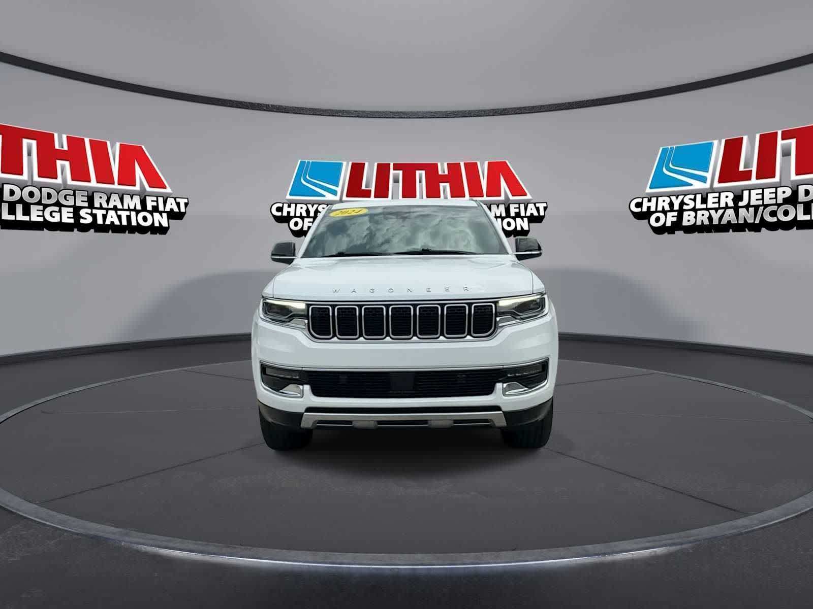 Thumbnail: 2024 Jeep Wagoneer - 3