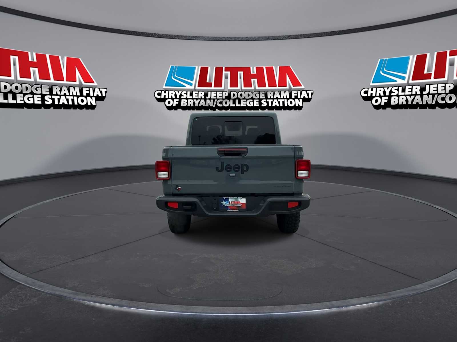 Thumbnail: 2026 Jeep Gladiator - 7