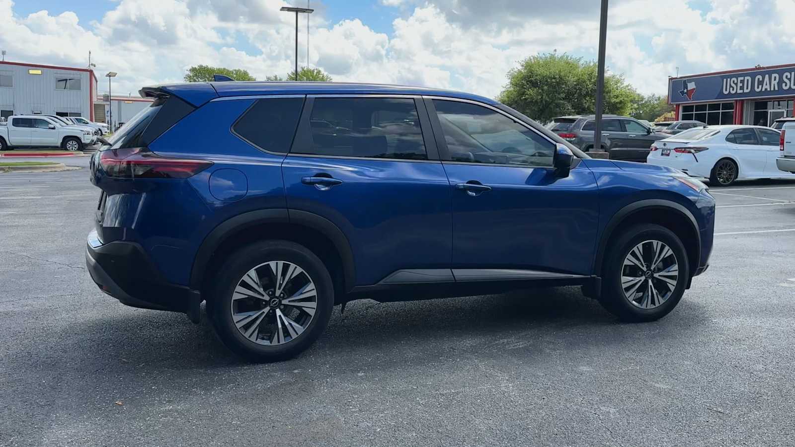 Thumbnail: 2023 Nissan Rogue - 8