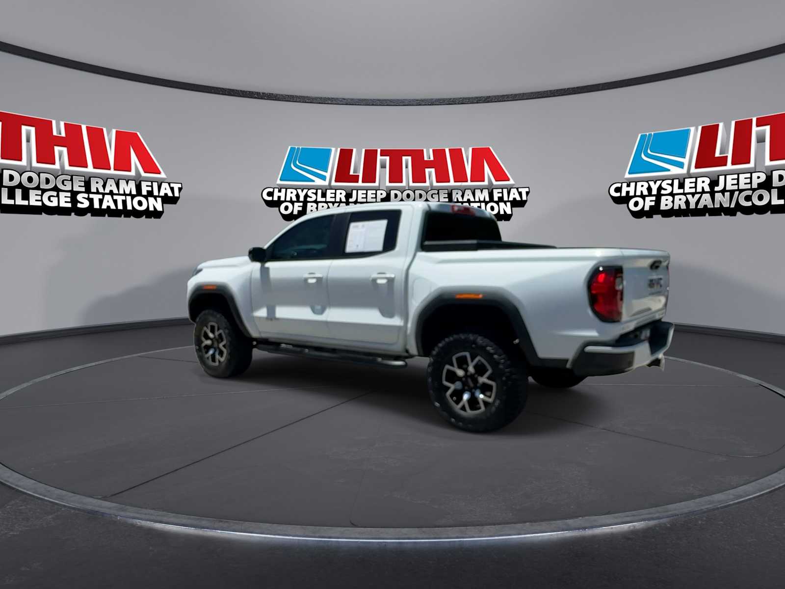 Thumbnail: 2024 GMC Canyon - 5