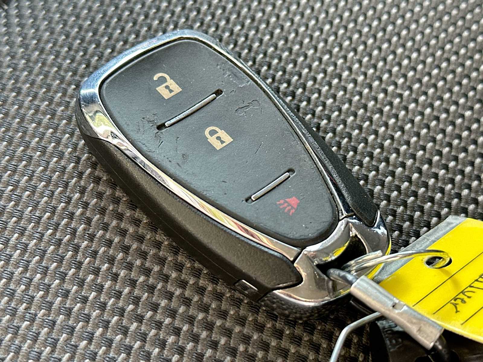 Thumbnail: 2021 Chevrolet Traverse - 29