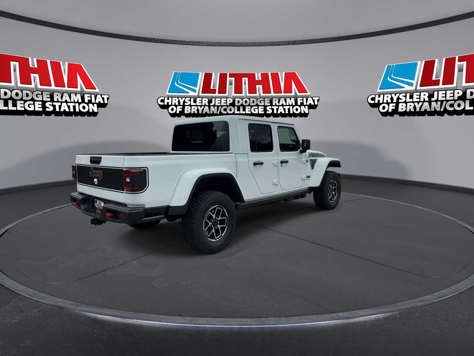 Thumbnail: 2026 Jeep Gladiator - 8