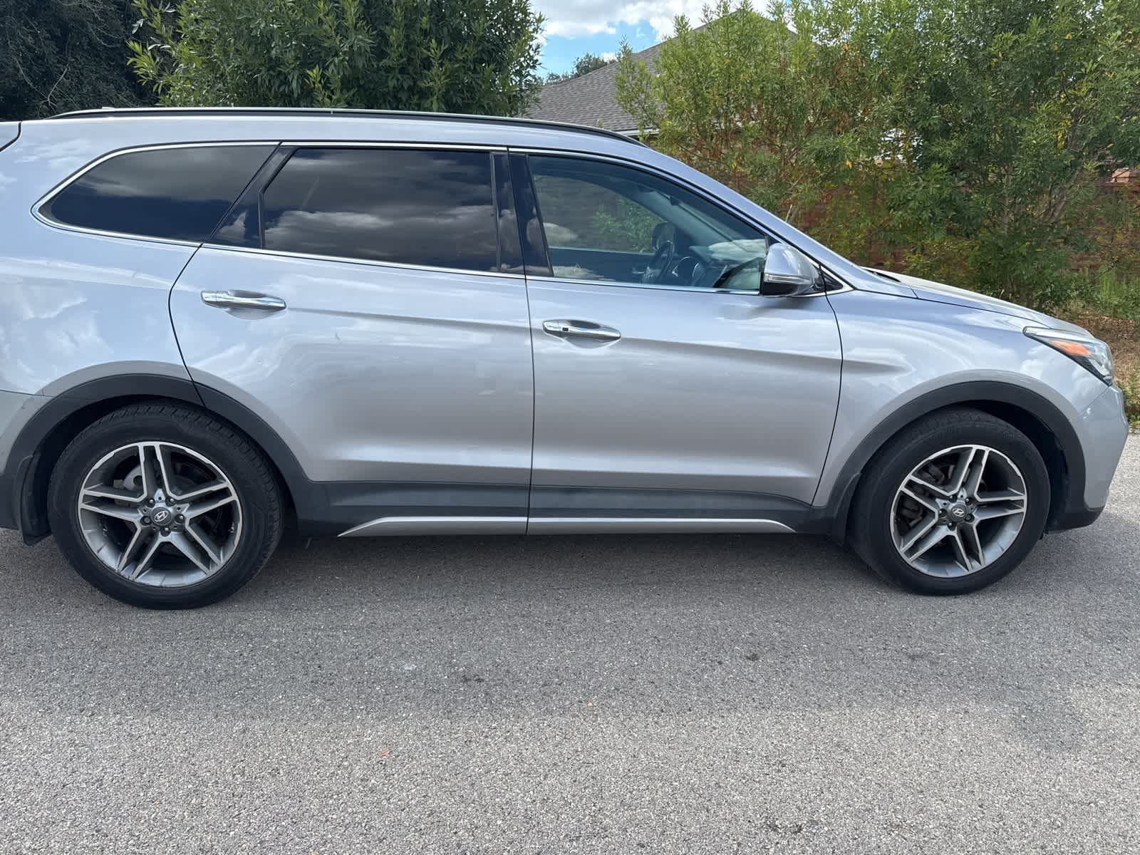 Thumbnail: 2018 Hyundai Santa Fe - 2