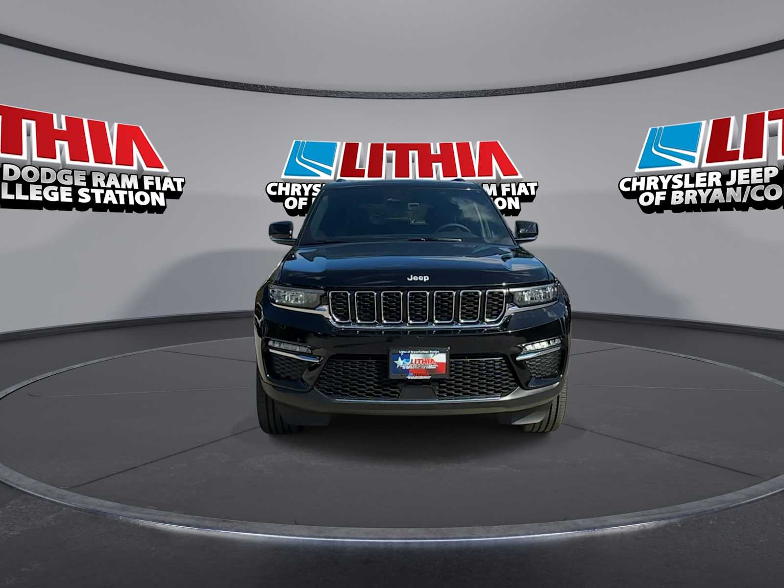 Thumbnail: 2025 Jeep Grand Cherokee - 3