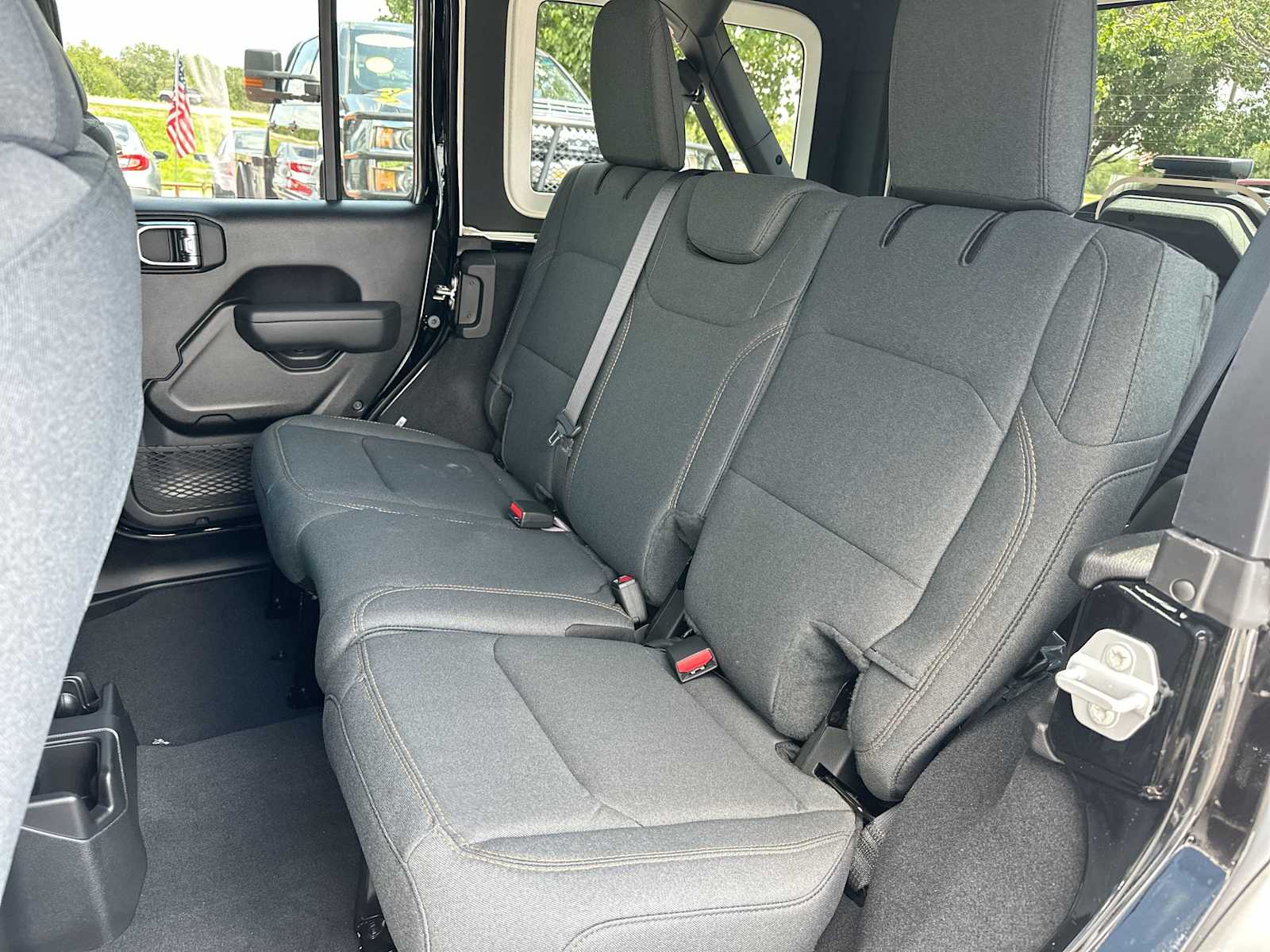 Thumbnail: 2025 Jeep Wrangler - 23