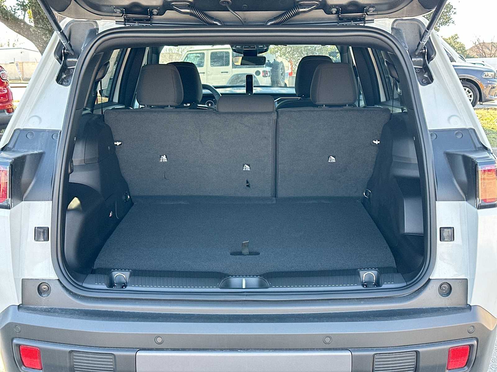 Thumbnail: 2026 Jeep Cherokee - 28