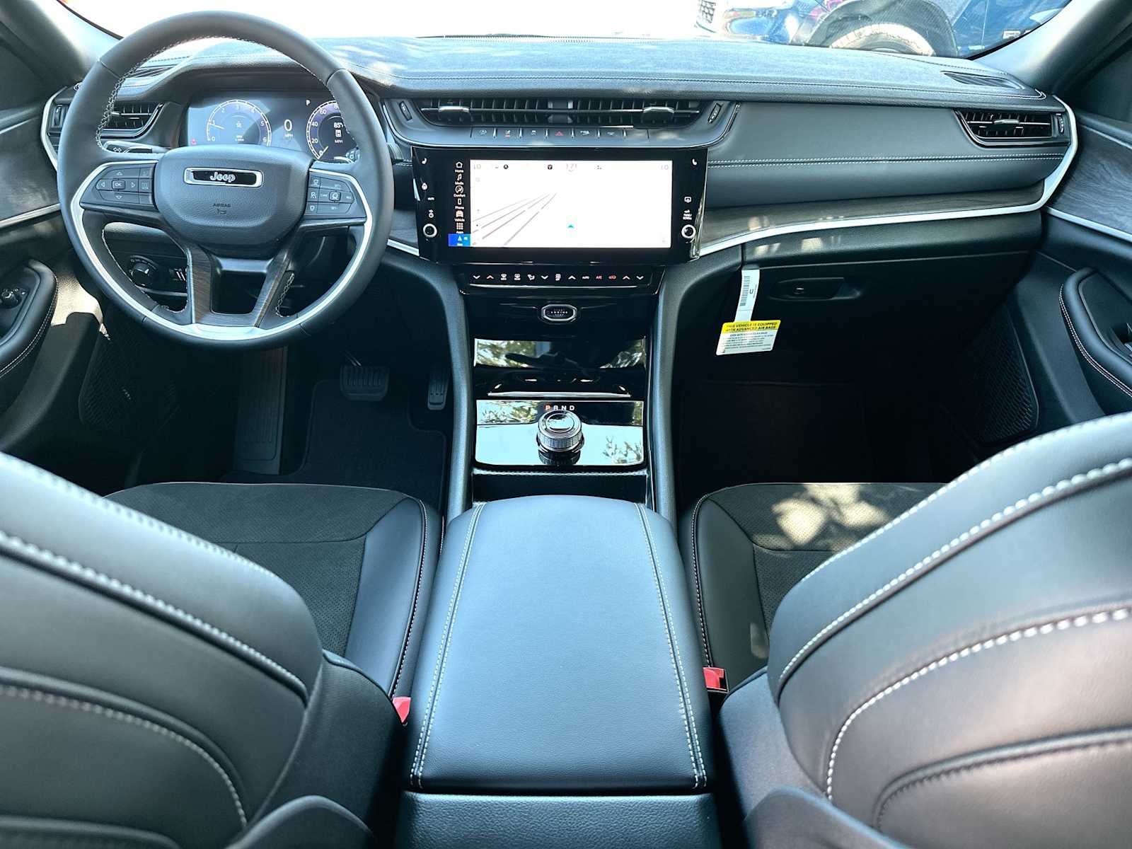 Thumbnail: 2026 Jeep Grand Cherokee - 25