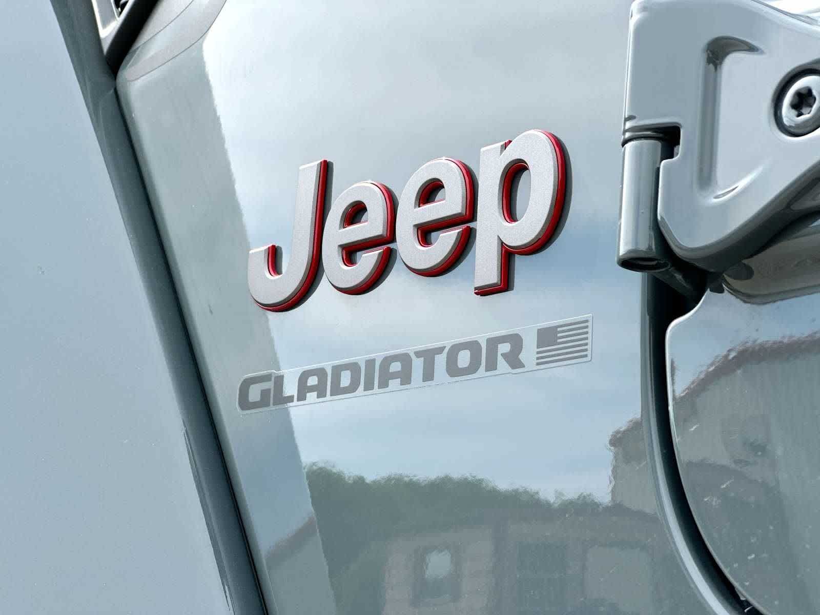 Thumbnail: 2026 Jeep Gladiator - 15