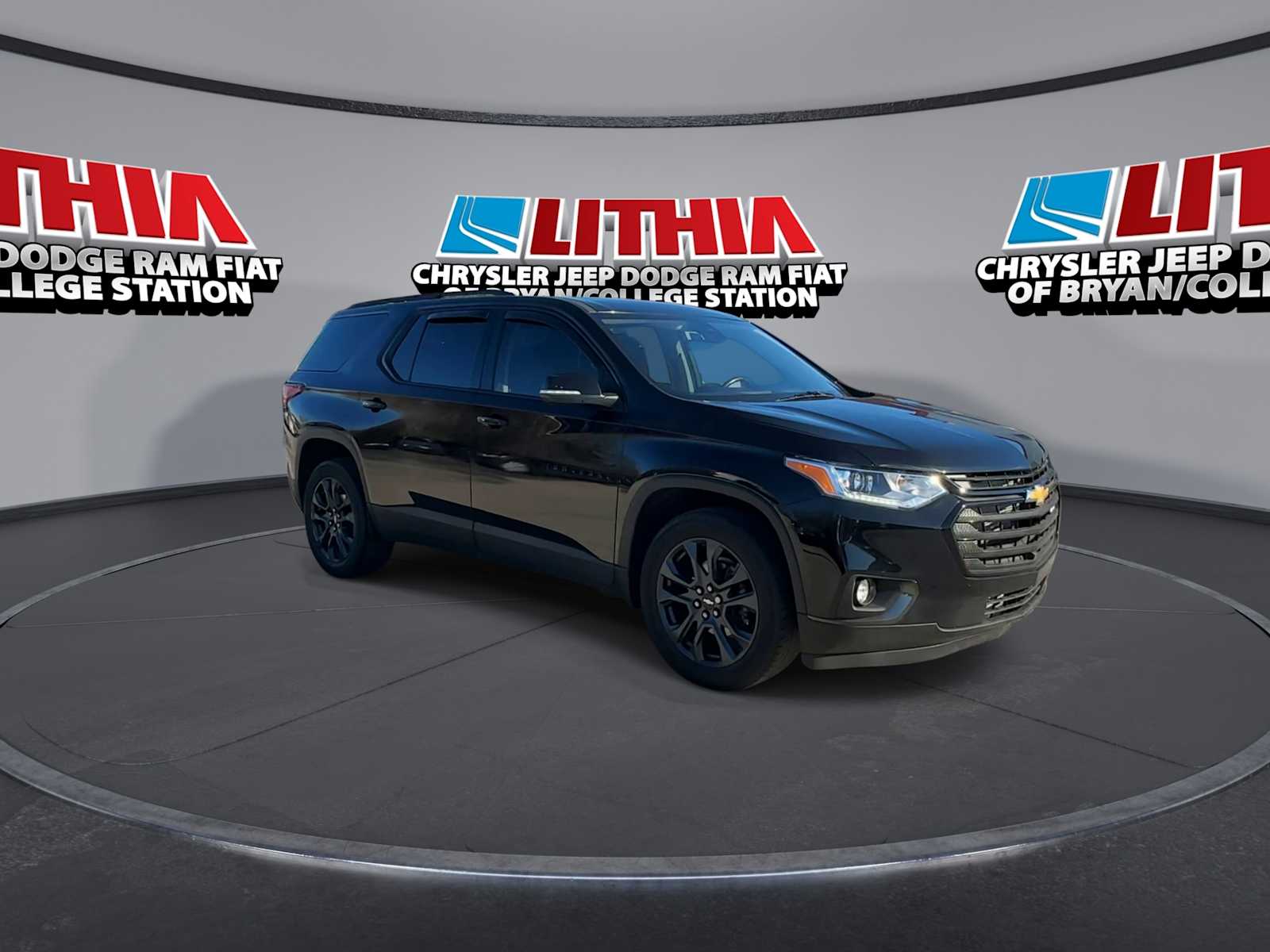 Thumbnail: 2021 Chevrolet Traverse - 2