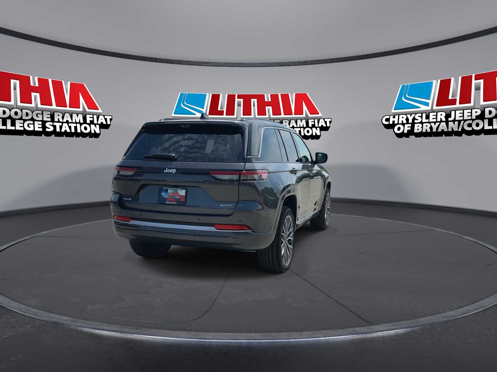 Thumbnail: 2026 Jeep Grand Cherokee - 7