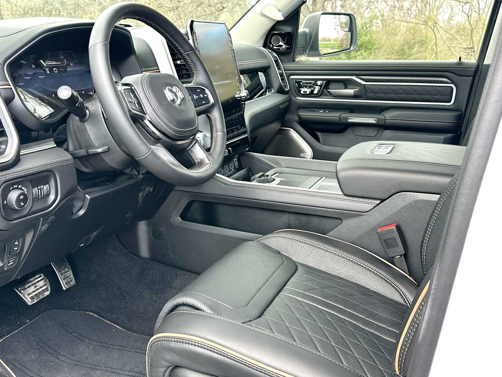 Thumbnail: 2026 RAM 1500 - 18