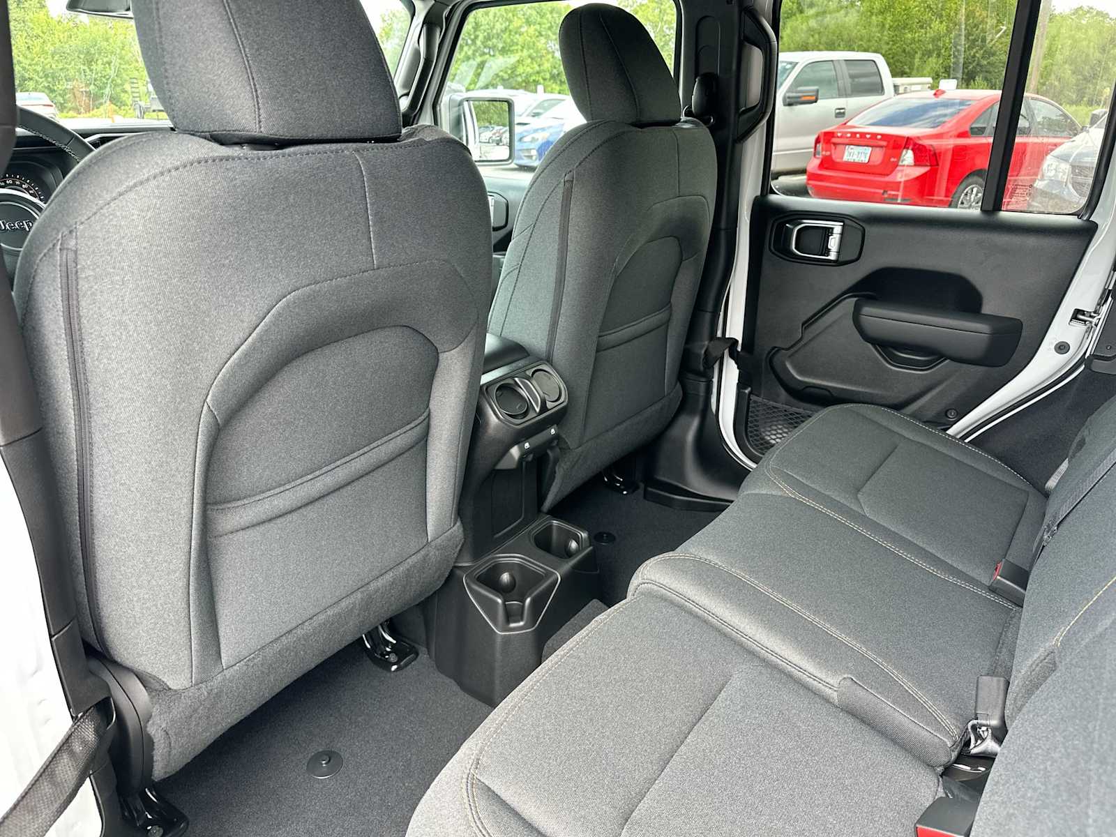 Thumbnail: 2025 Jeep Wrangler - 24