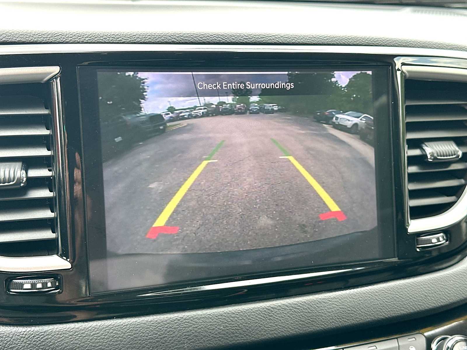 Thumbnail: 2023 Chrysler Pacifica - 20