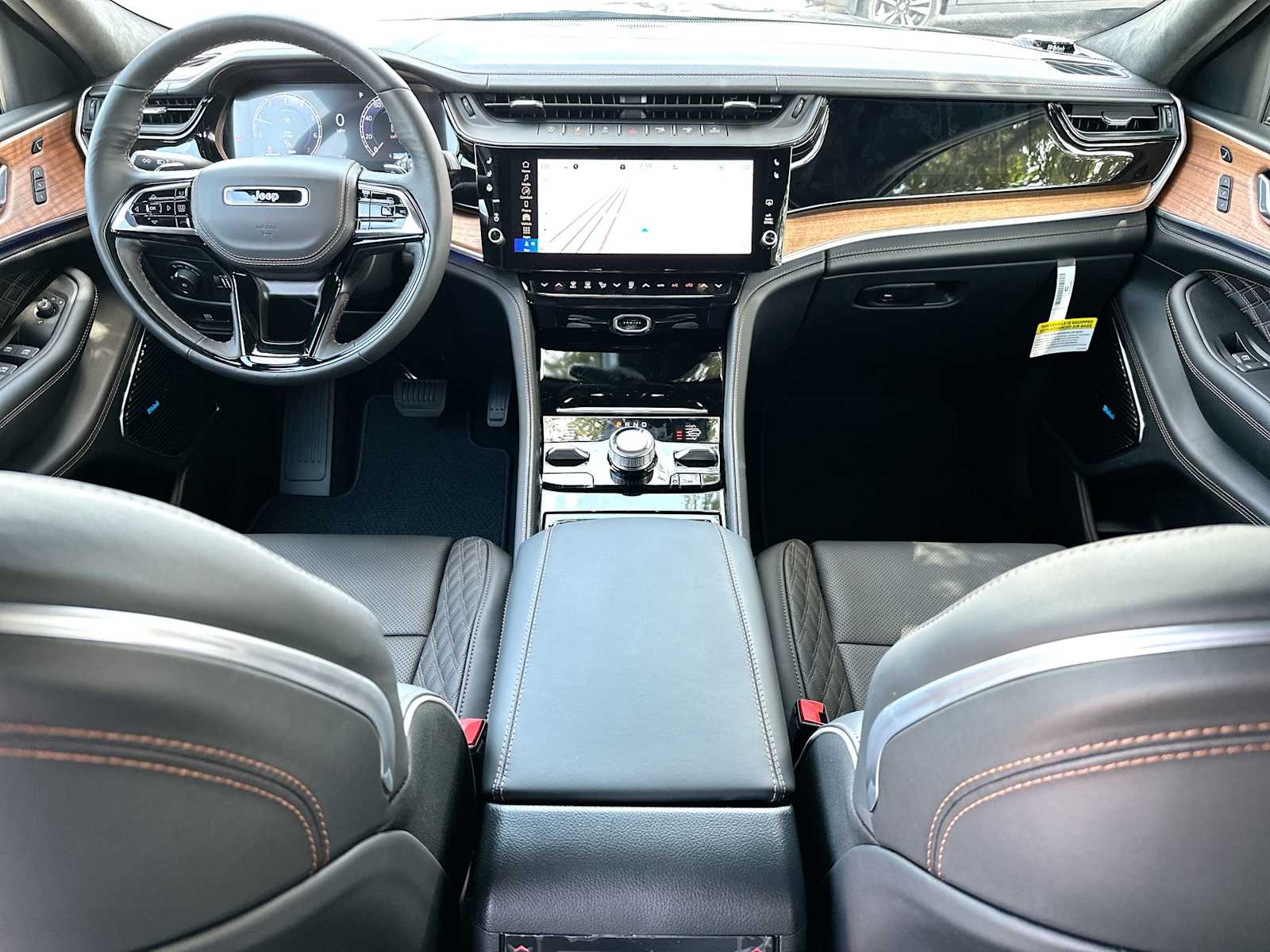Thumbnail: 2026 Jeep Grand Cherokee - 25