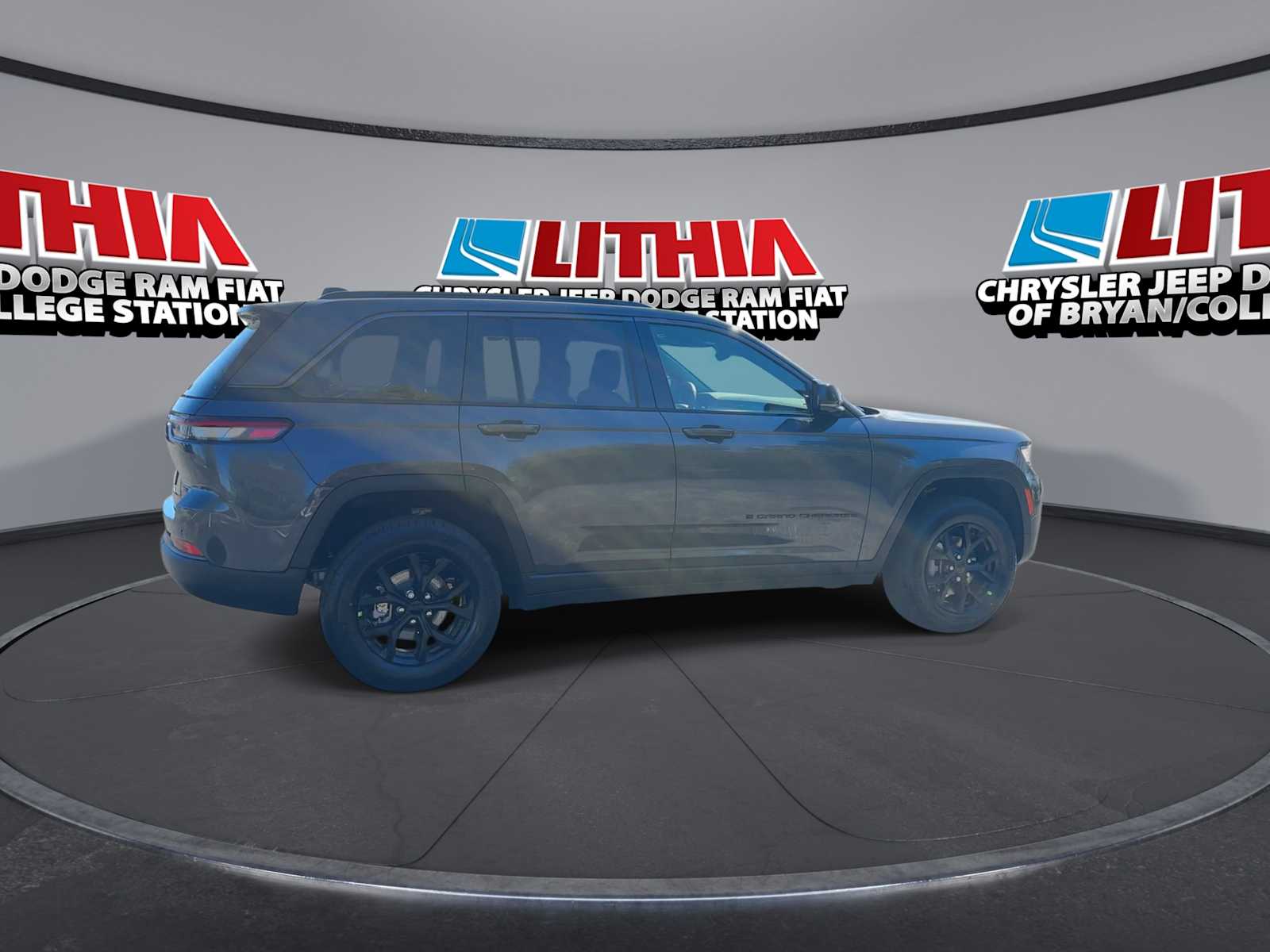 Thumbnail: 2026 Jeep Grand Cherokee - 8