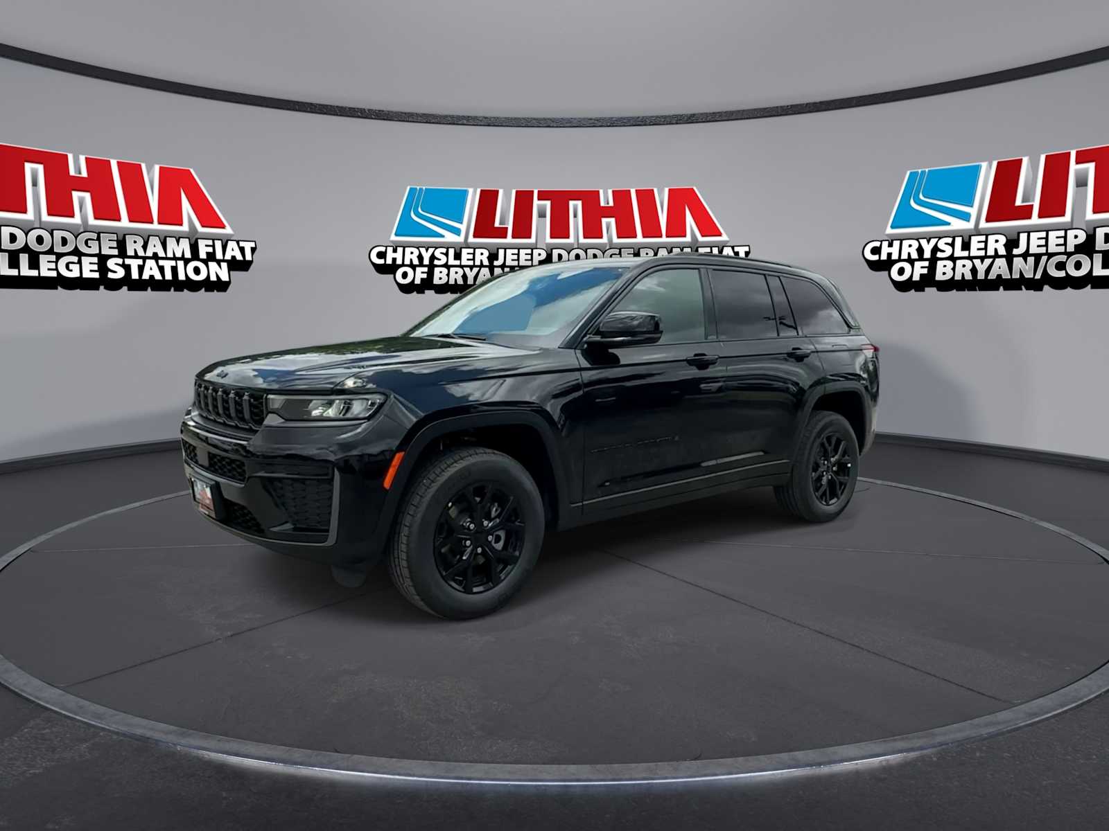 Thumbnail: 2026 Jeep Grand Cherokee - 4