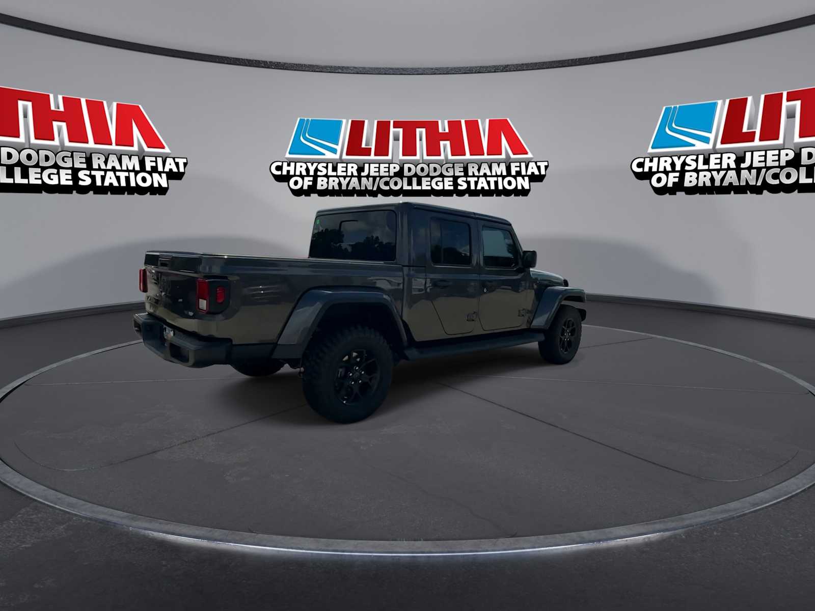 Thumbnail: 2026 Jeep Gladiator - 8