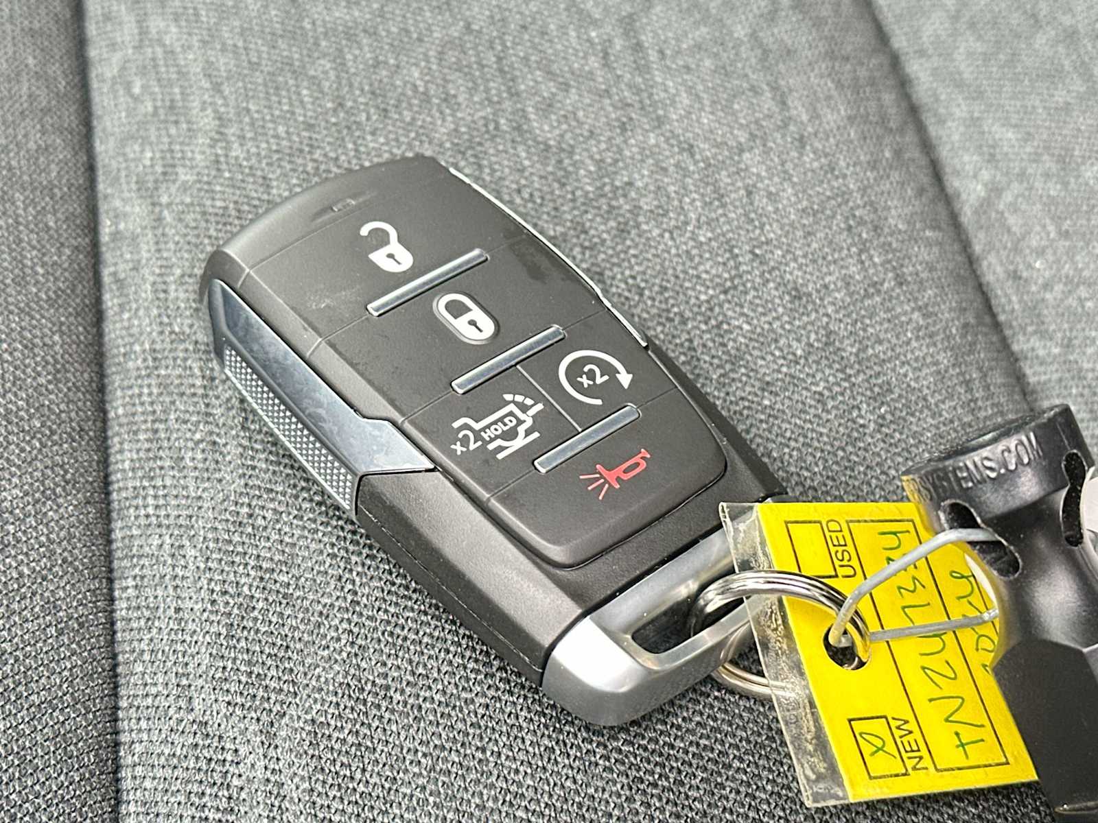 Thumbnail: 2026 RAM 1500 - 29