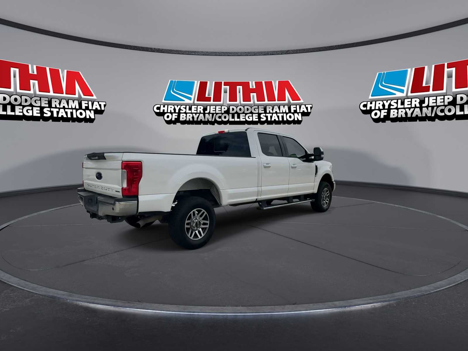 Thumbnail: 2017 Ford F-350 - 8