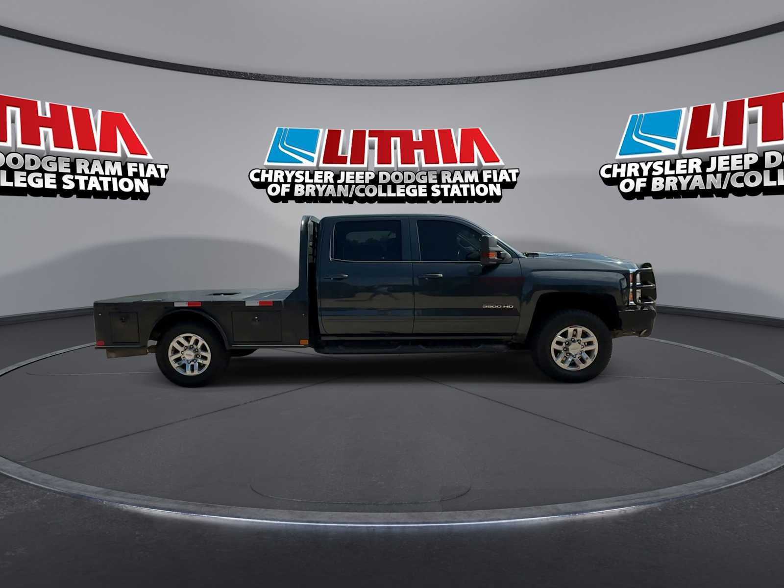 Thumbnail: 2019 Chevrolet Silverado 3500 - 9