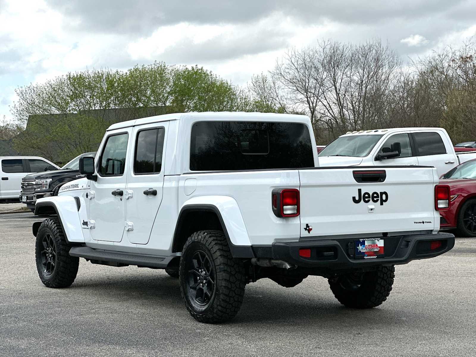 Thumbnail: 2026 Jeep Gladiator - 13
