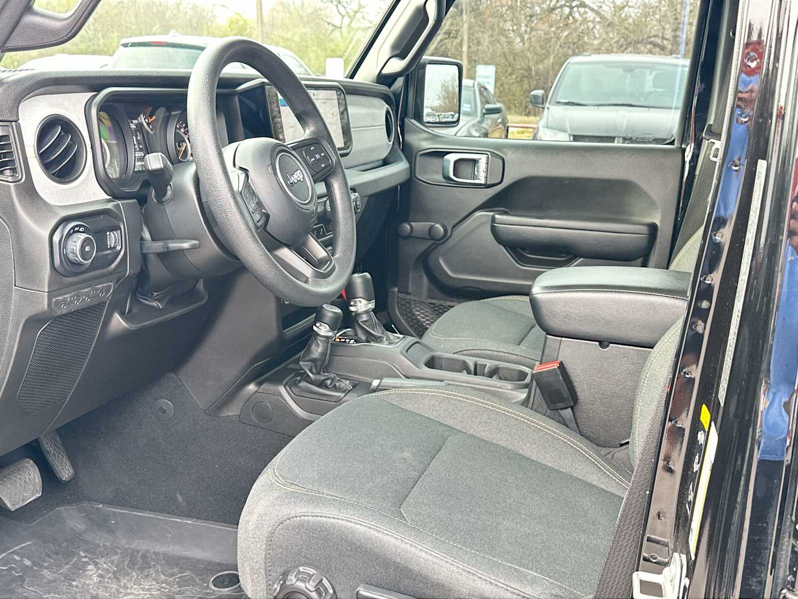 Thumbnail: 2024 Jeep Wrangler - 18