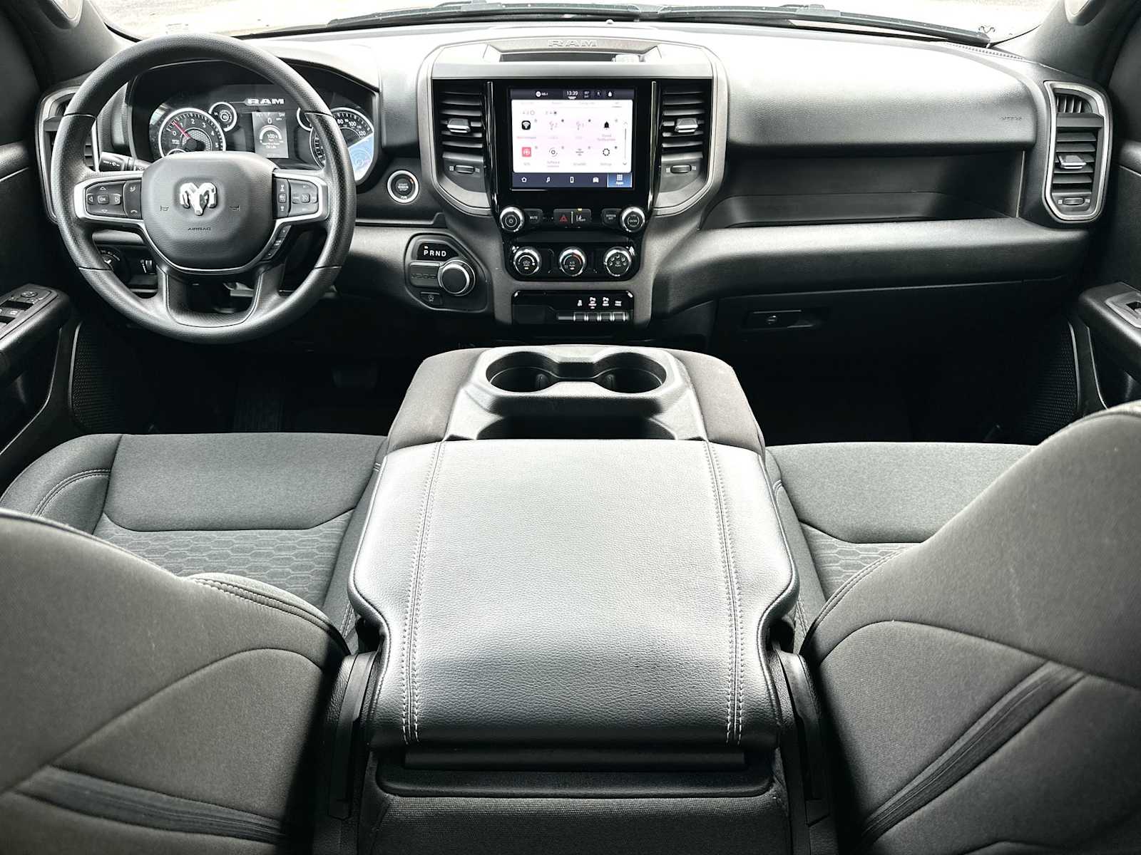 Thumbnail: 2025 RAM 1500 - 25