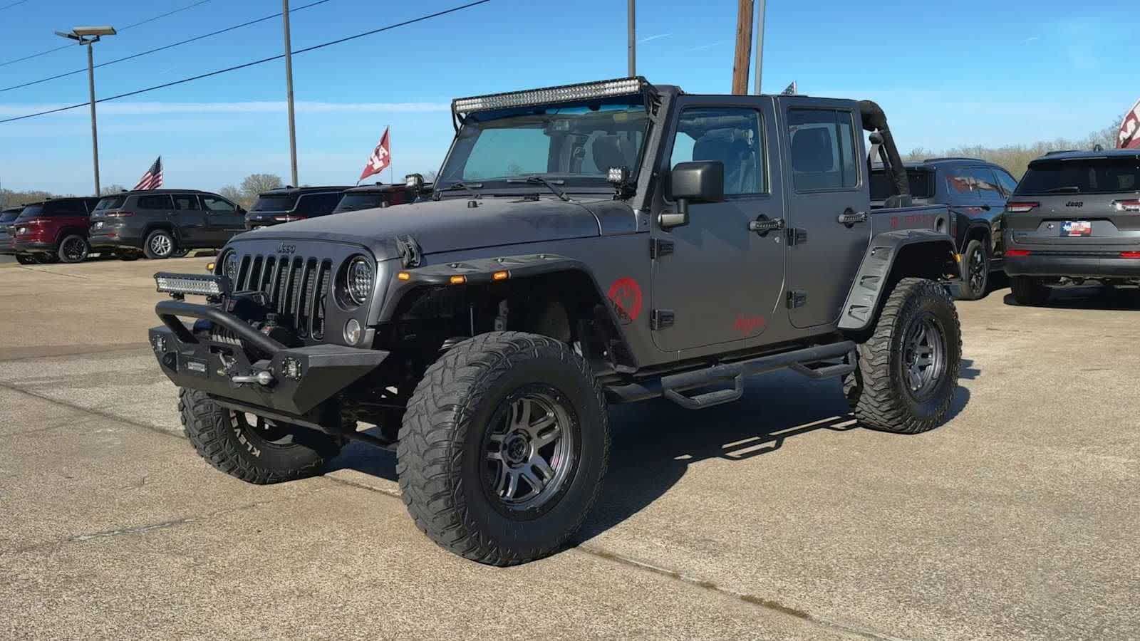 Thumbnail: 2016 Jeep Wrangler - 4