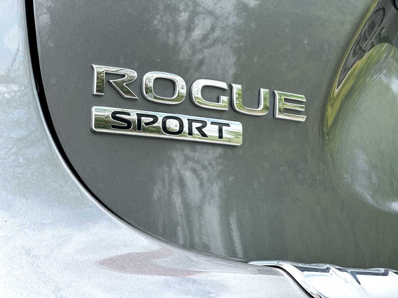 Thumbnail: 2022 Nissan Rogue Sport - 15