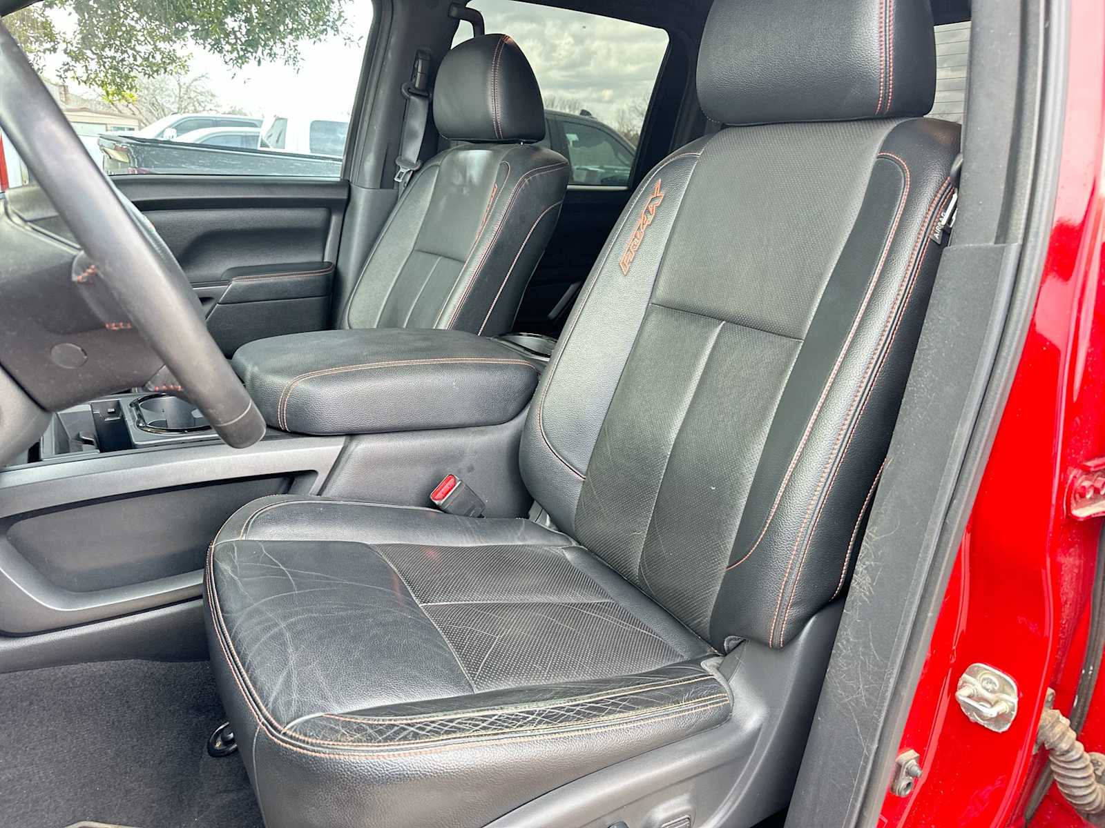 Thumbnail: 2020 Nissan Titan - 17