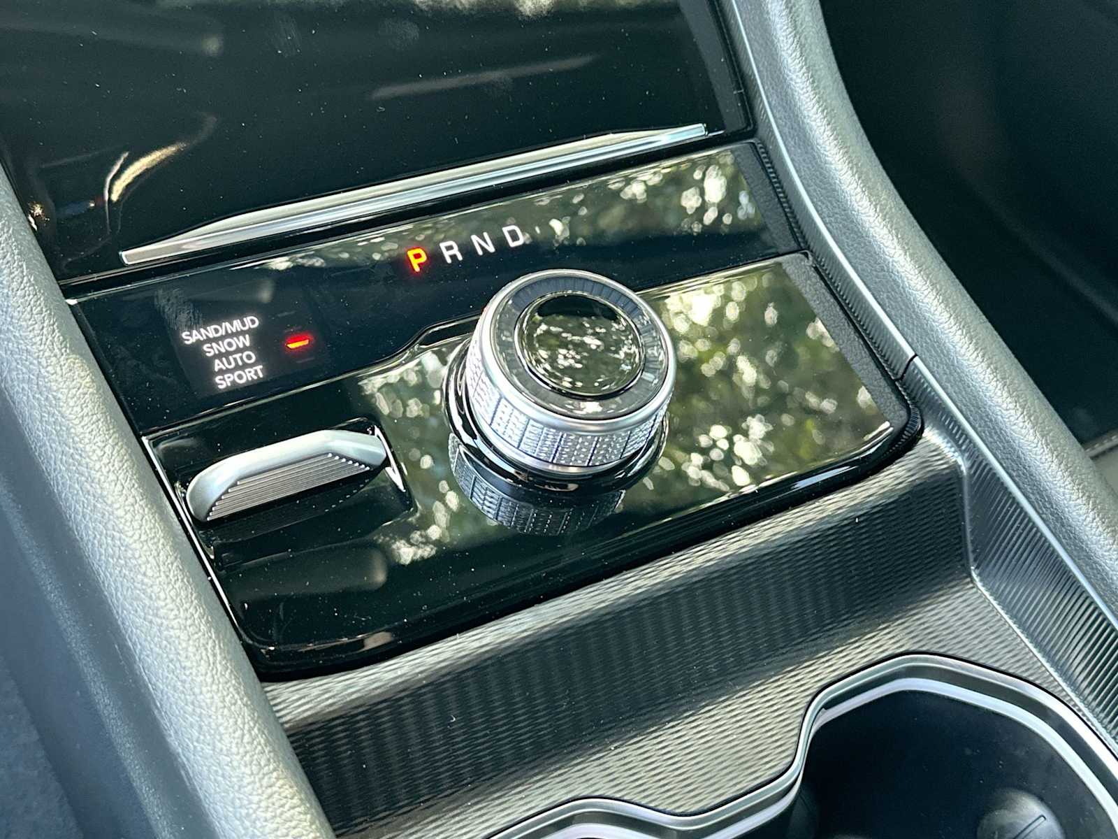 Thumbnail: 2025 Jeep Grand Cherokee - 21