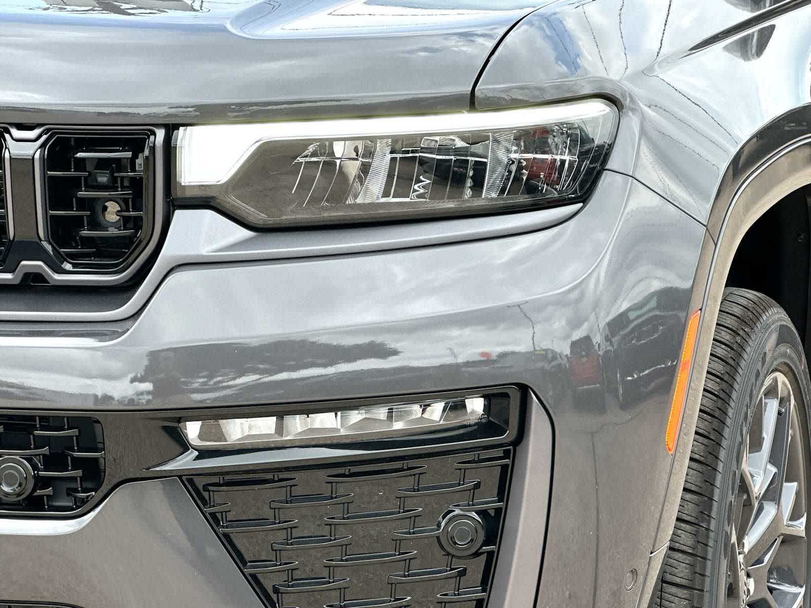 Thumbnail: 2026 Jeep Grand Cherokee - 16
