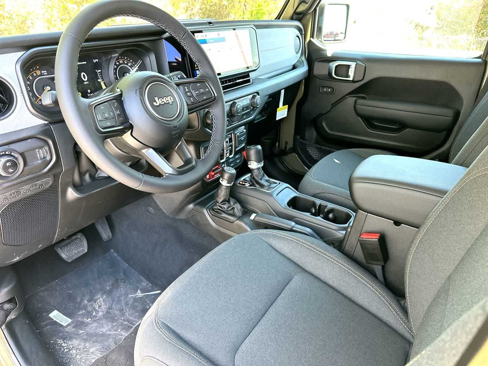 Thumbnail: 2026 Jeep Gladiator - 18