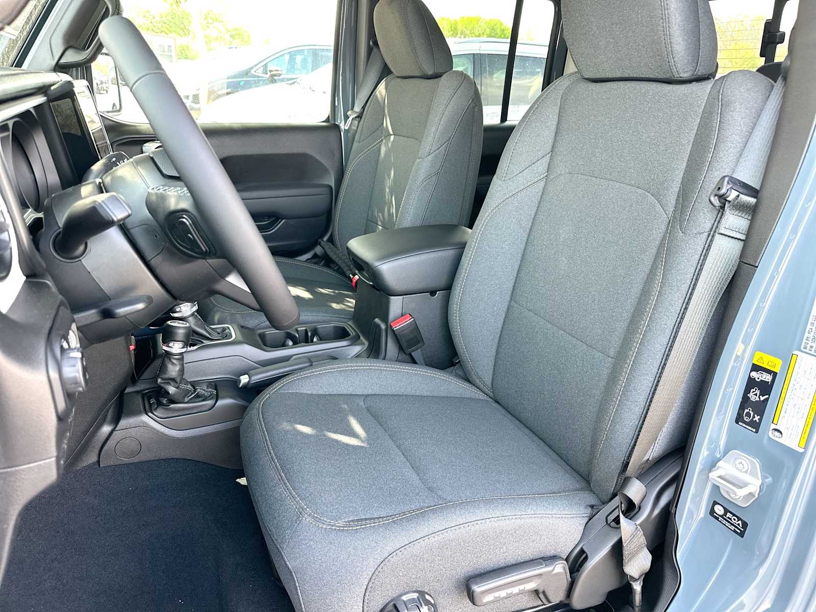 Thumbnail: 2026 Jeep Gladiator - 17