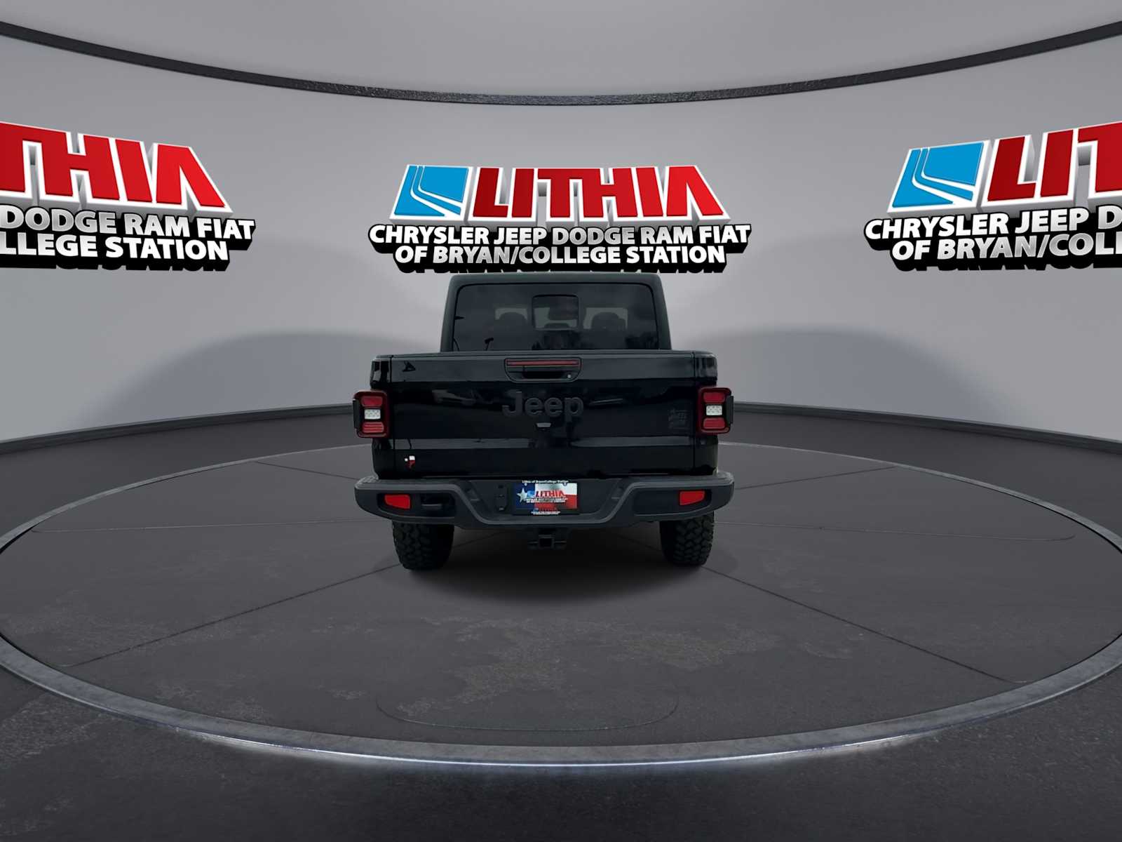 Thumbnail: 2026 Jeep Gladiator - 7