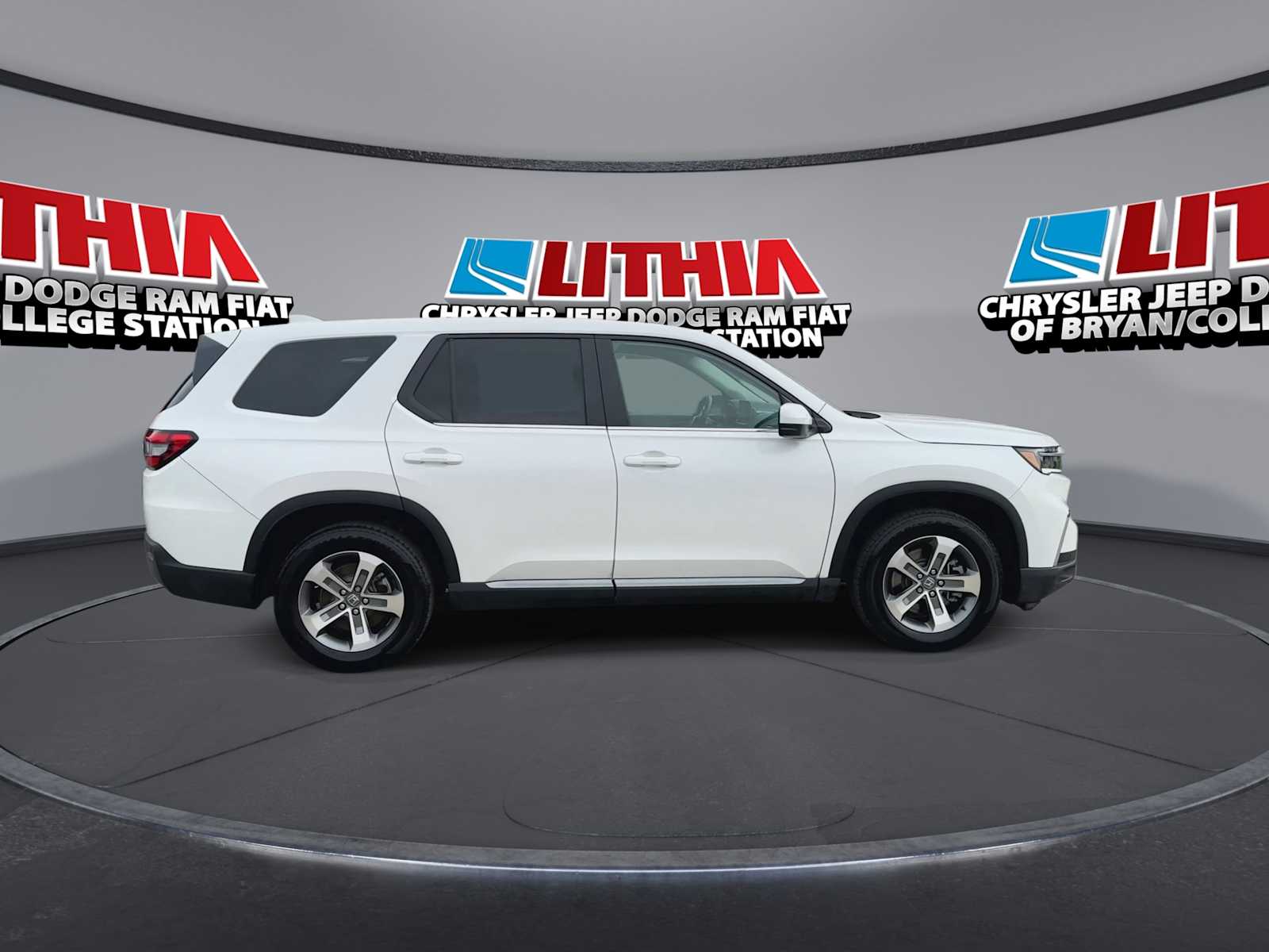 Thumbnail: 2024 Honda Pilot - 9