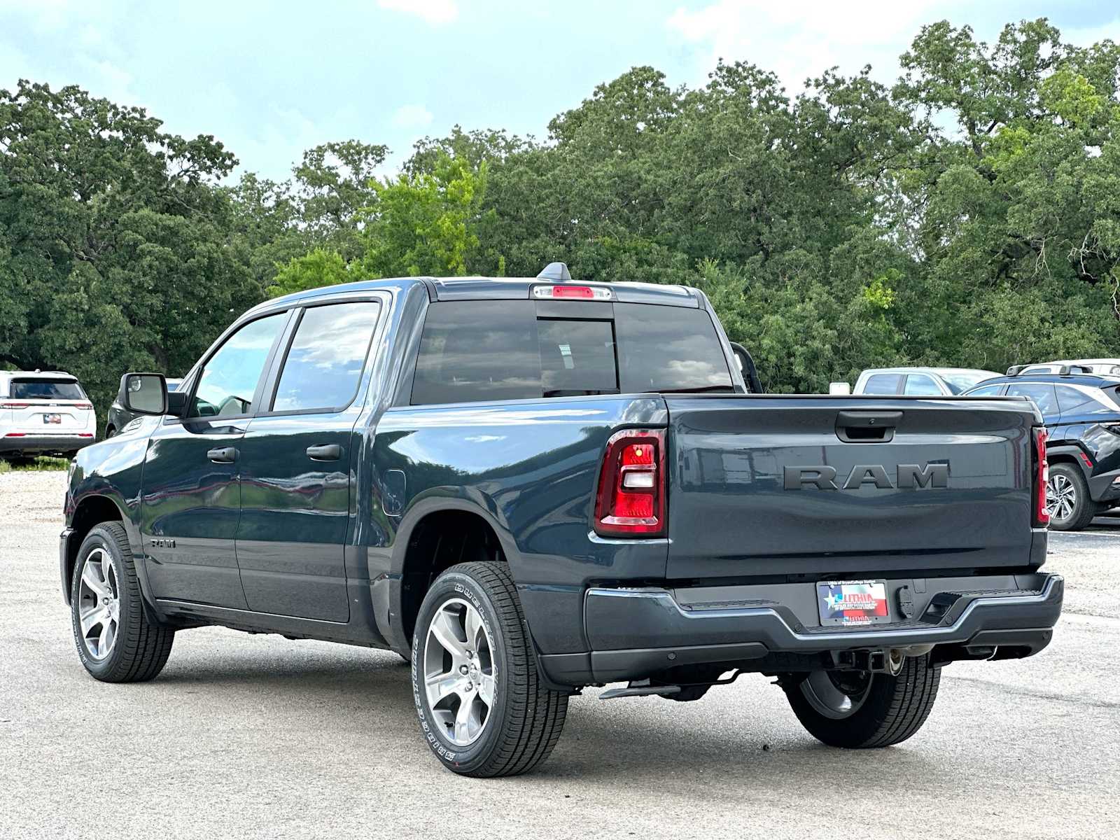 Thumbnail: 2026 RAM 1500 - 13