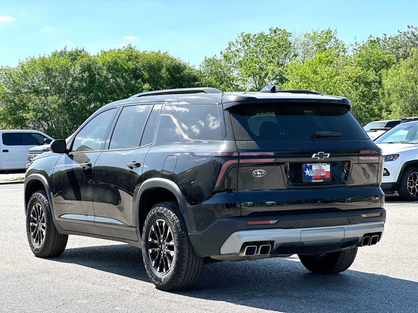 Thumbnail: 2025 Chevrolet Traverse - 13